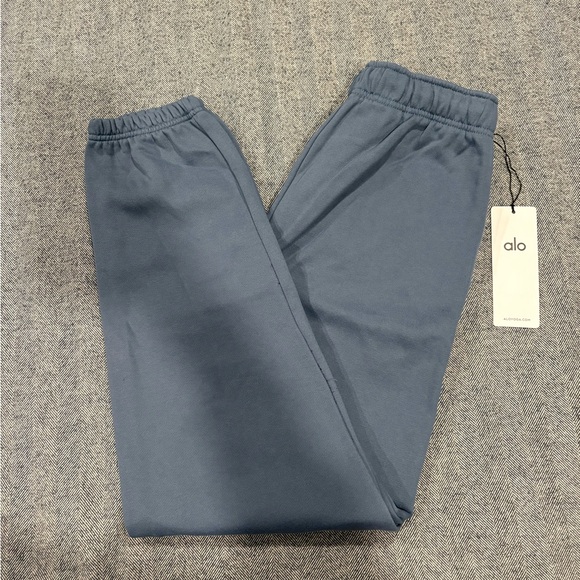 alo women’s accolade sweatpants | size m - Picture 2 of 4